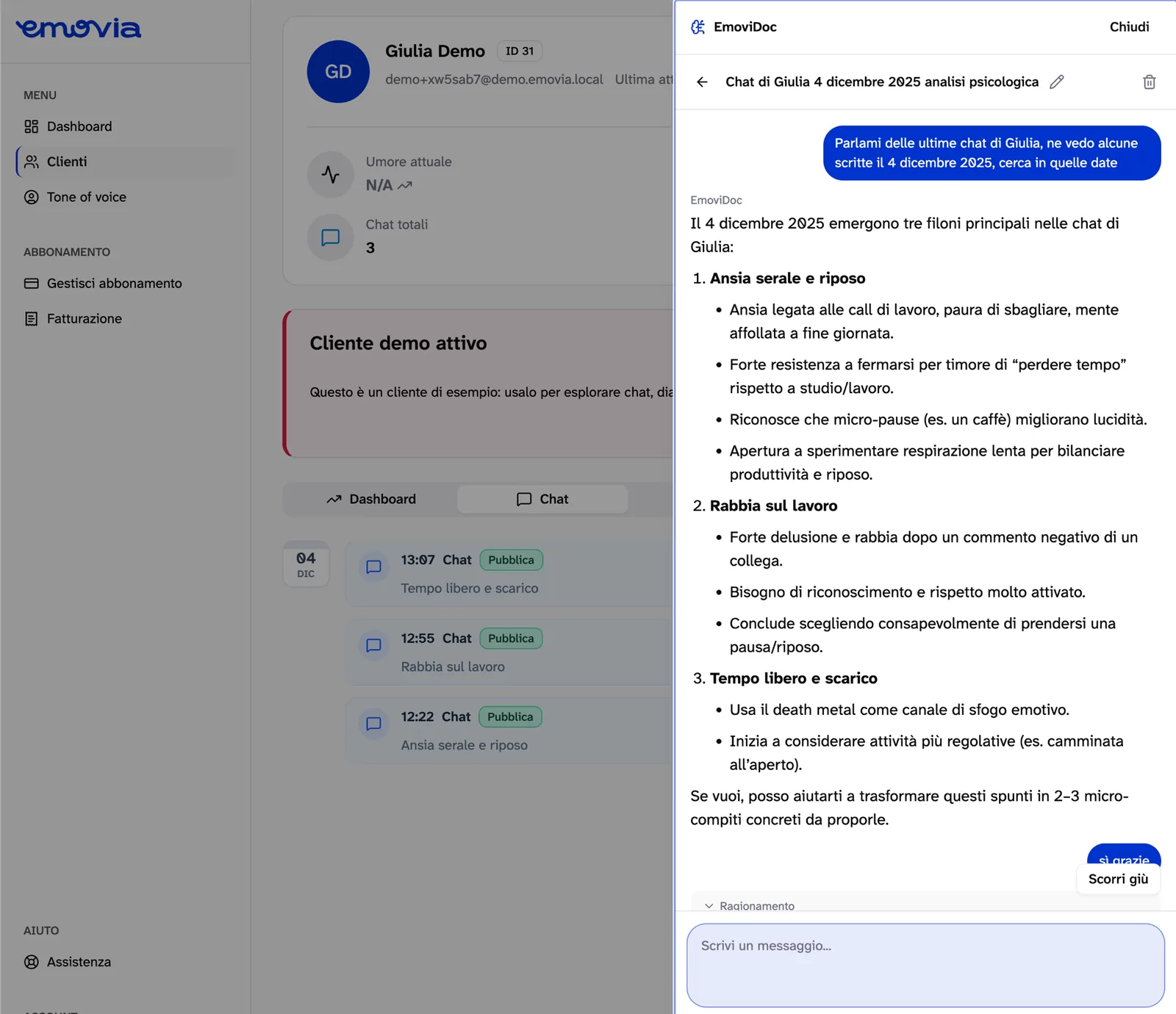 Emovia, lato professionista: le chat di un cliente demo e l'assistente che le riassume prima della seduta.